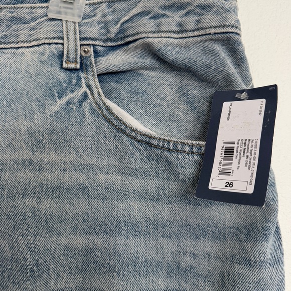 Universal Thread Light Blue Denim Jeans Women Size 26R Baggy 90s Distressed NWT - Picture 7 of 9